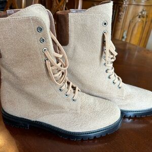 LAFAYETTE 148 NEW YORK Taupe lace up bootie